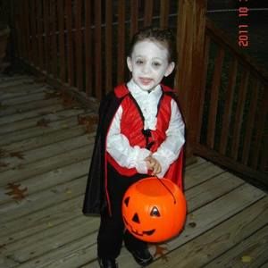 Meet your Posher, Lisa